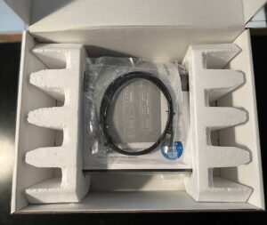 Motu Microlite interface MIDI - cable