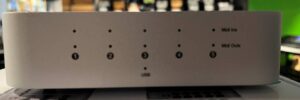 iCon CubeMidi 5 --
